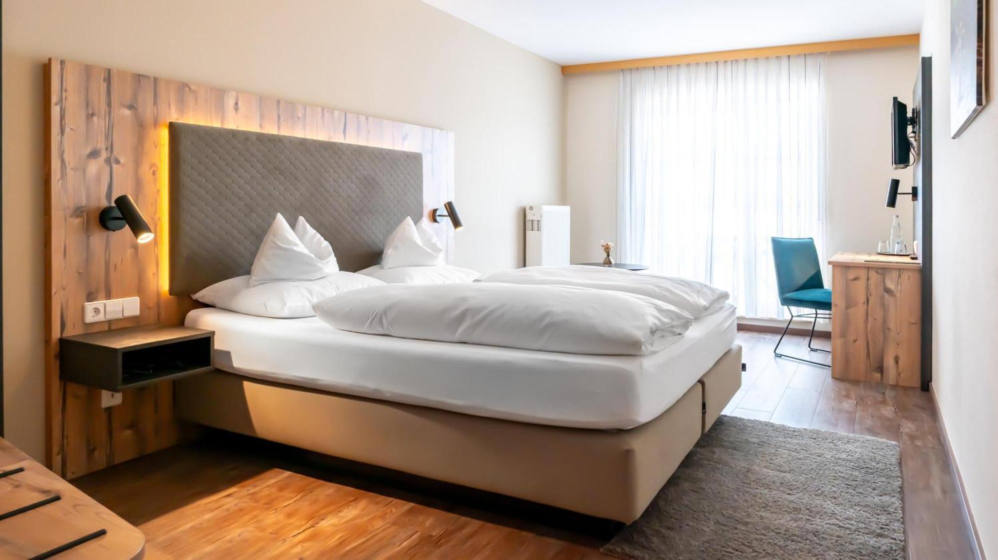 Hotel & Restaurant Post Лайхинген Экстерьер фото